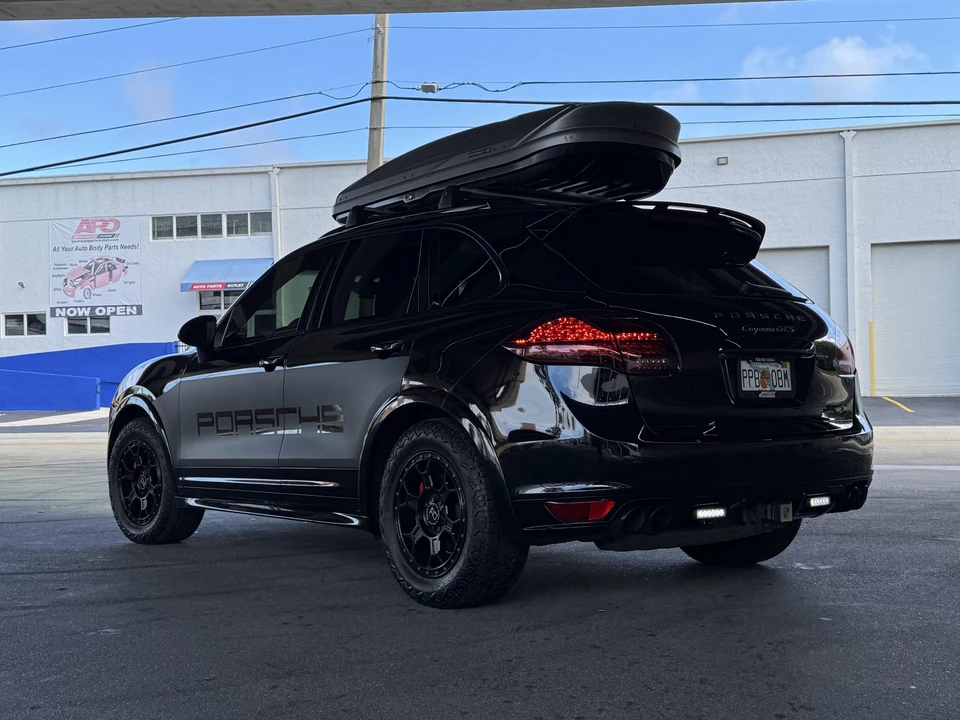 2013 Porsche 958 Cayenne GTS - Image 16 of 31