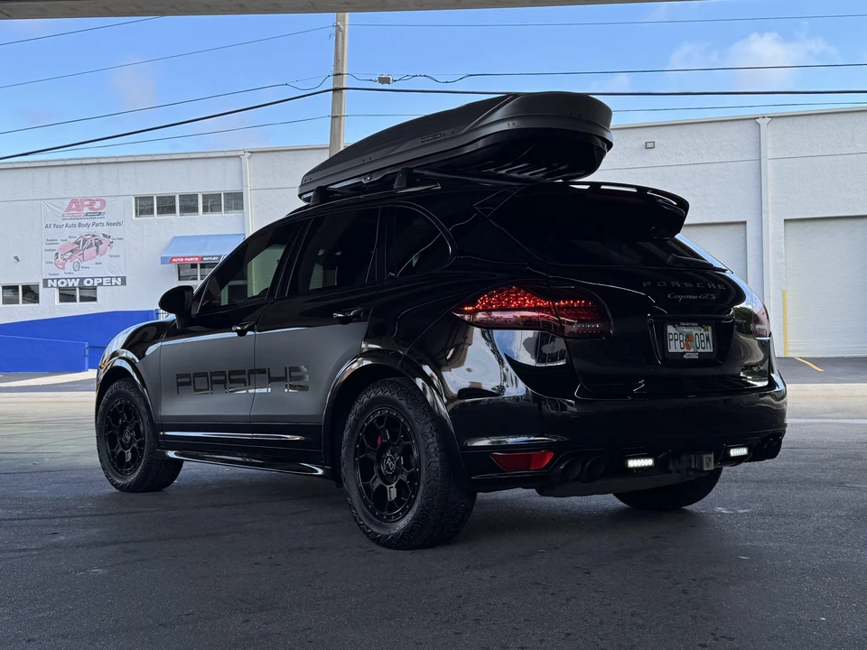 2013 Porsche 958 Cayenne GTS - Image 15 of 31