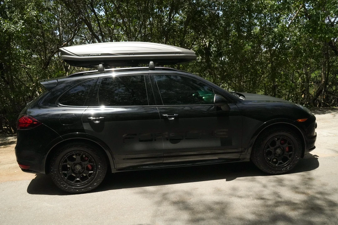 2013 Porsche 958 Cayenne GTS - Image 11 of 31