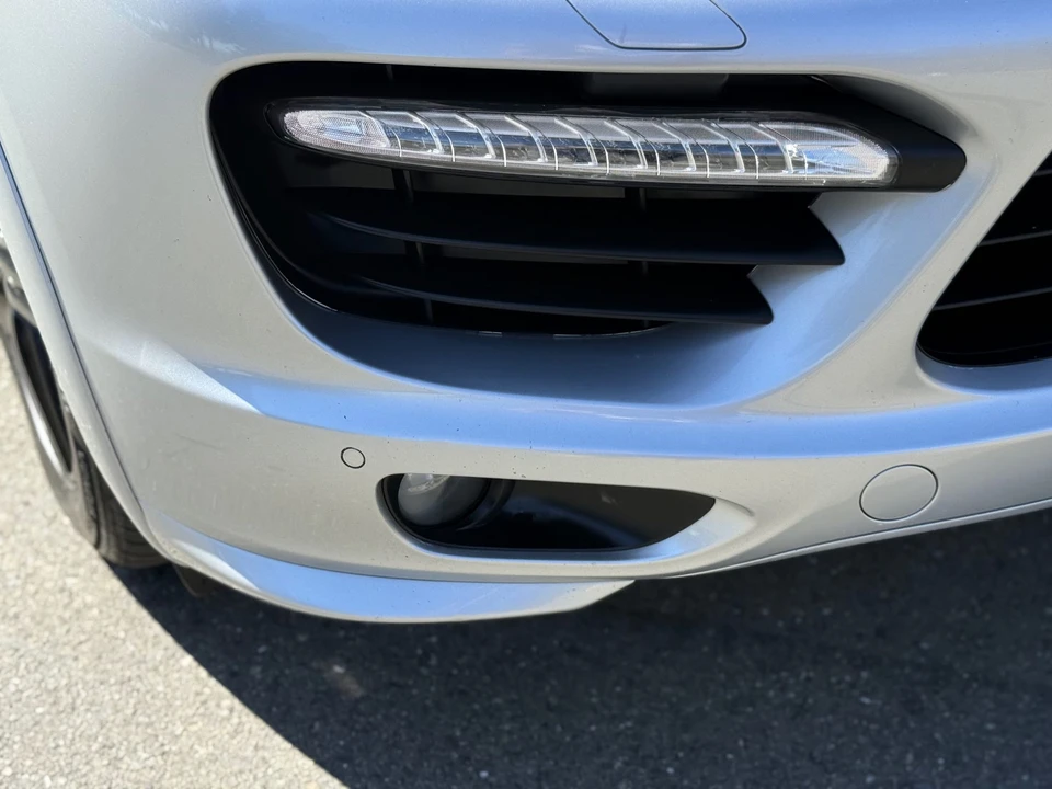 2013 Porsche 958 Cayenne GTS - Image 13 of 31