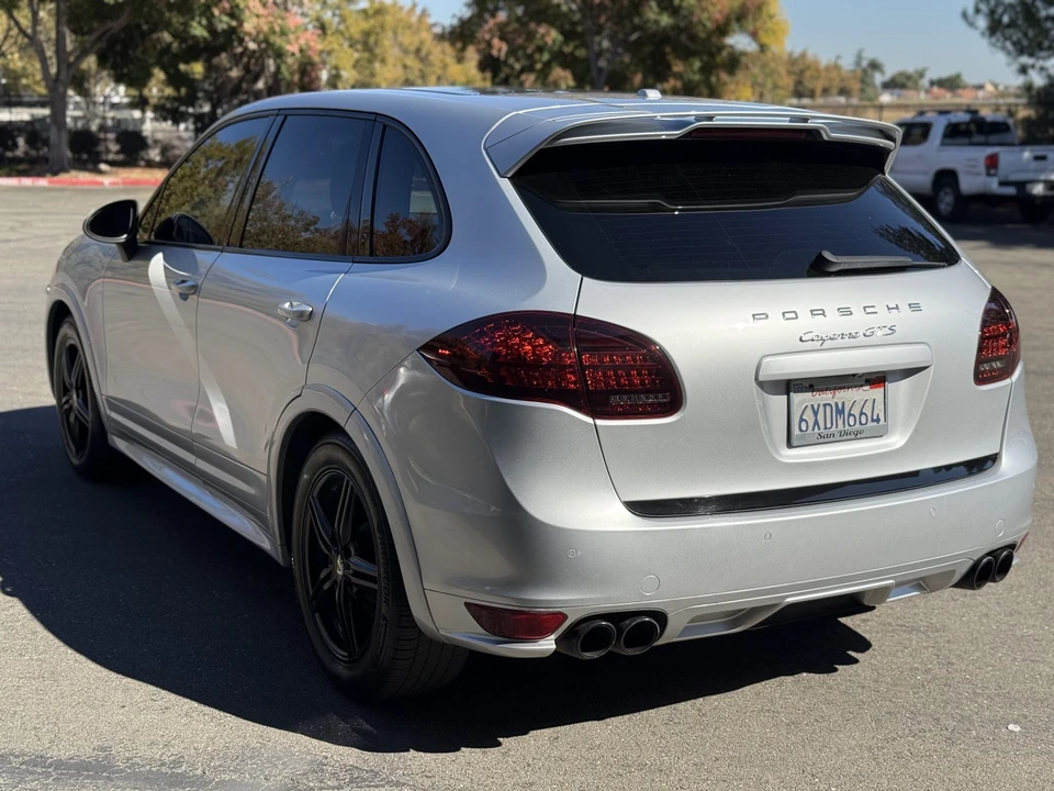 2013 Porsche 958 Cayenne GTS - Image 7 of 31