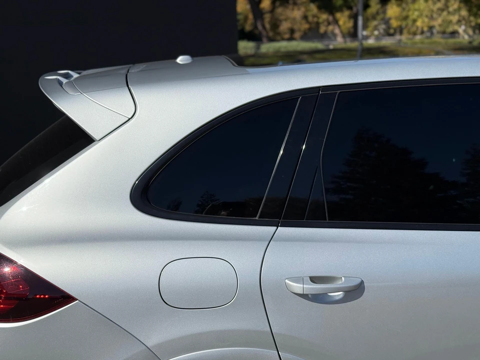 2013 Porsche 958 Cayenne GTS - Image 19 of 31