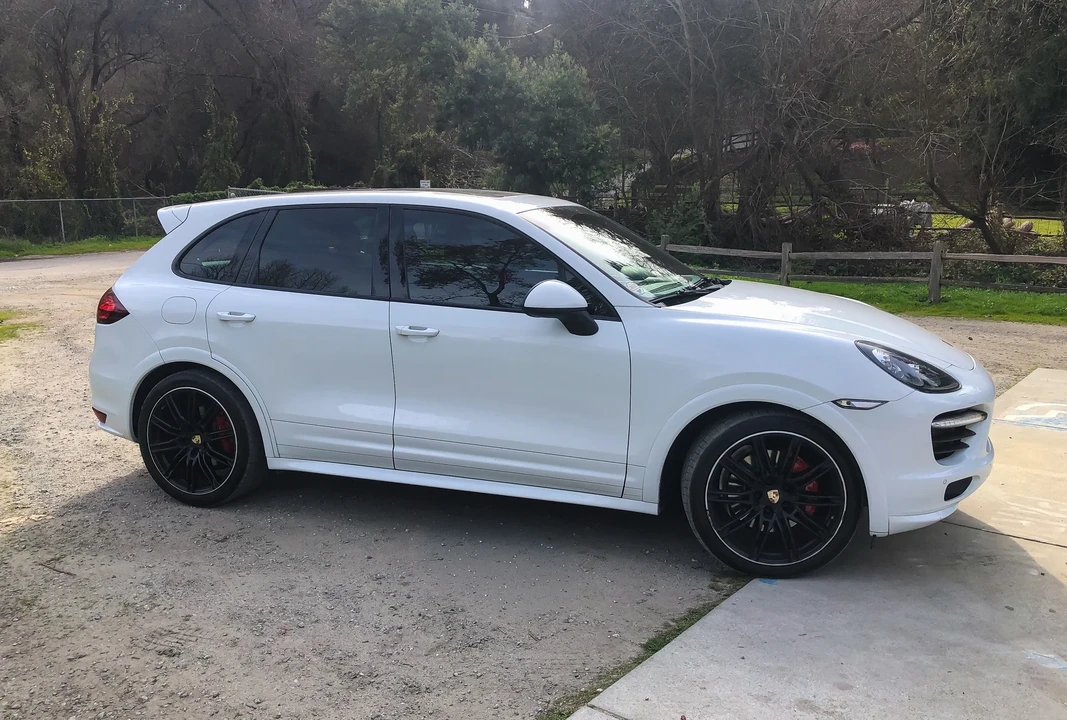 2013 Porsche 958 Cayenne GTS - Image 16 of 31
