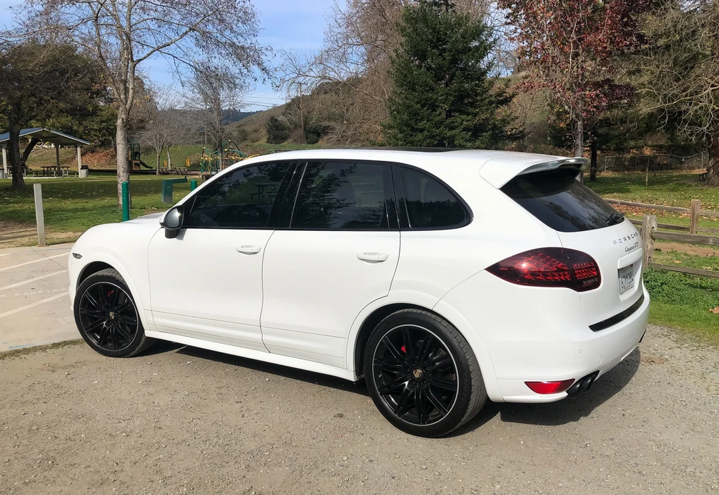 2013 Porsche 958 Cayenne GTS - Image 10 of 31