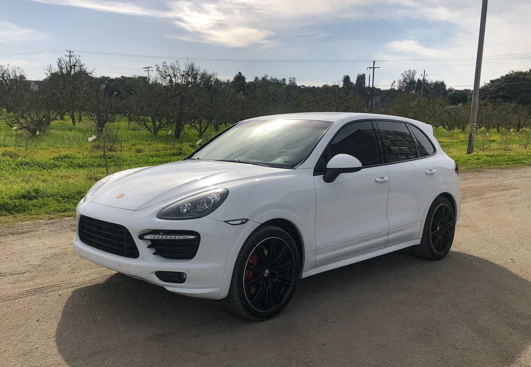 2013 Porsche 958 Cayenne GTS - Image 5 of 31