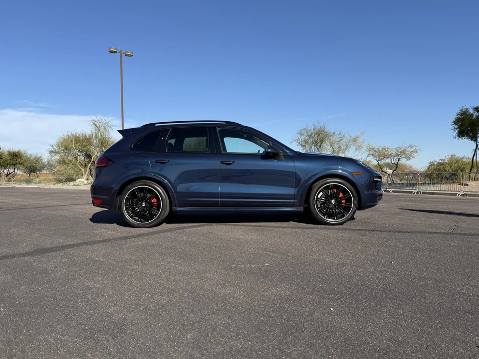 2013 Porsche 958 Cayenne GTS - Image 11 of 31