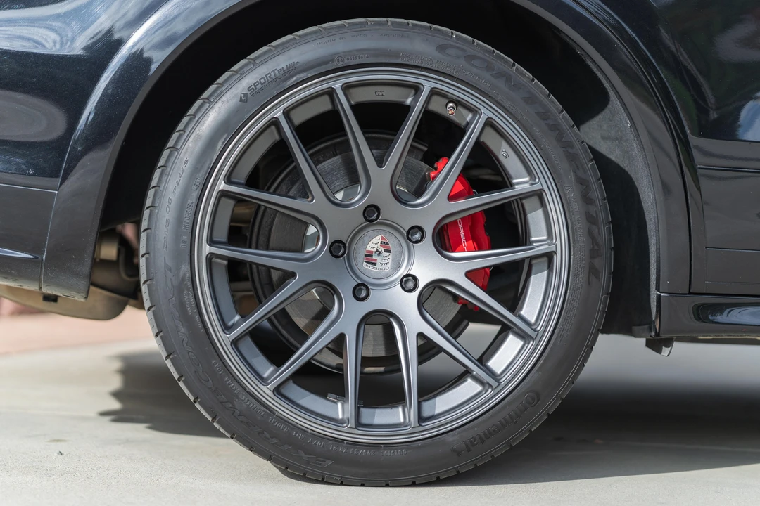 2013 Porsche 958 Cayenne GTS - Image 20 of 31