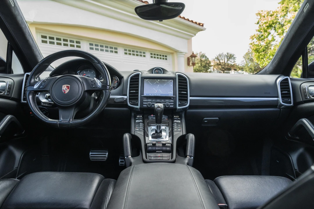 2013 Porsche 958 Cayenne GTS - Image 22 of 31