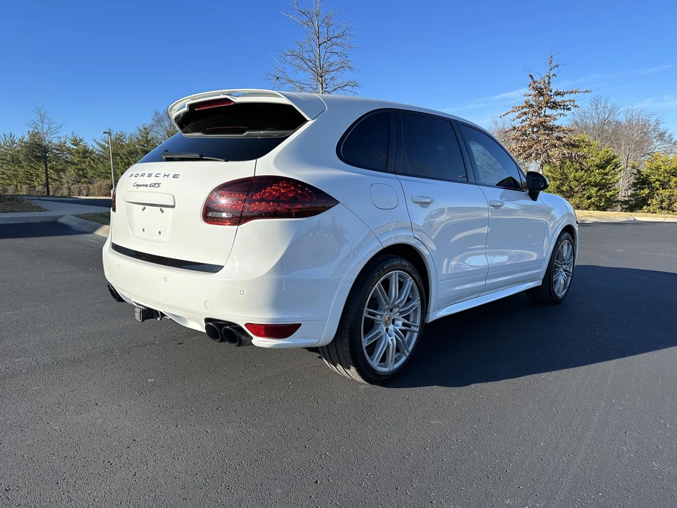2013 Porsche 958 Cayenne GTS - Image 30 of 31