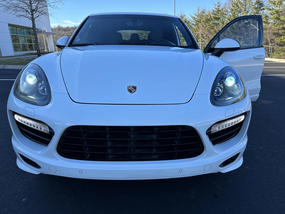 2013 Porsche 958 Cayenne GTS - Image 7 of 31