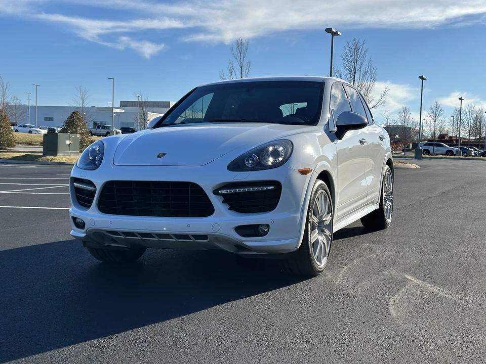 2013 Porsche 958 Cayenne GTS - Image 11 of 31