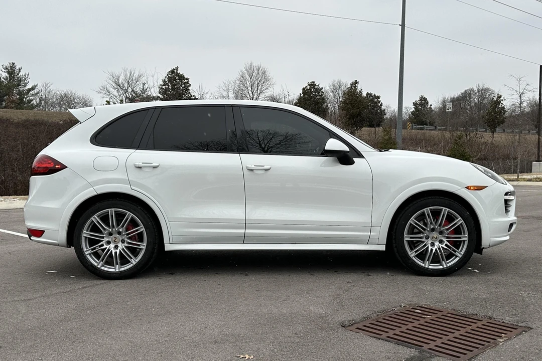 2013 Porsche 958 Cayenne GTS - Image 3 of 31