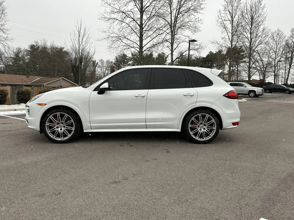 2013 Porsche 958 Cayenne GTS - Image 18 of 31