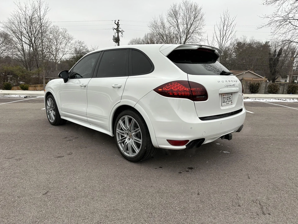 2013 Porsche 958 Cayenne GTS - Image 25 of 31