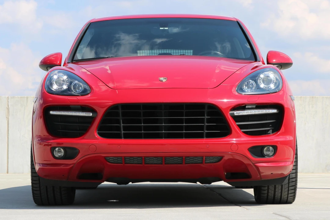2013 Porsche 958 Cayenne GTS - Image 2 of 5