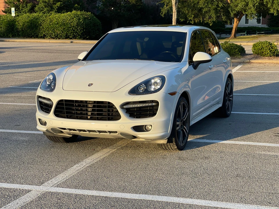 2013 Porsche 958 Cayenne GTS - Image 7 of 31