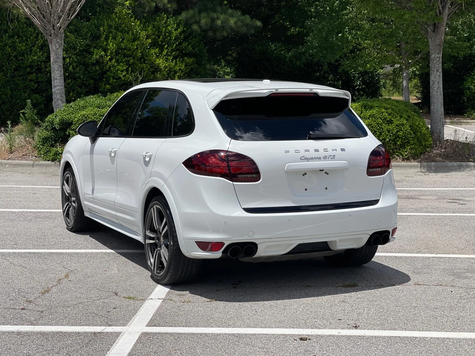 2013 Porsche 958 Cayenne GTS - Image 13 of 31