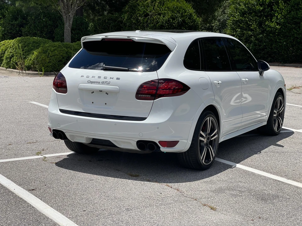 2013 Porsche 958 Cayenne GTS - Image 16 of 31