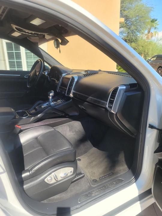 2013 Porsche 958 Cayenne GTS - Image 20 of 28