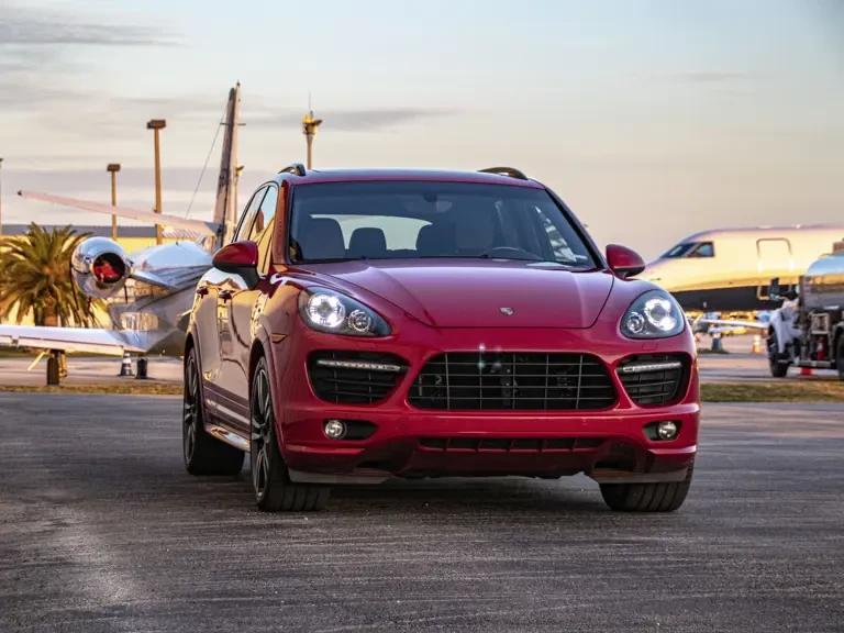 2013 Porsche 958 Cayenne GTS - Image 8 of 17