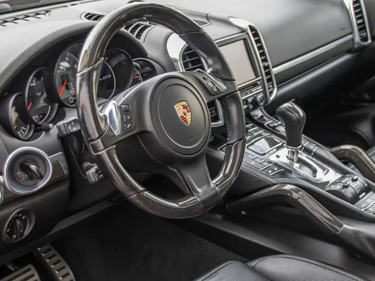 2013 Porsche 958 Cayenne GTS - Image 5 of 17