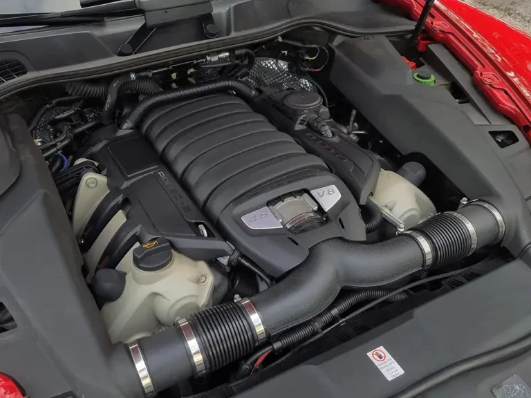 2013 Porsche 958 Cayenne GTS - Image 4 of 17
