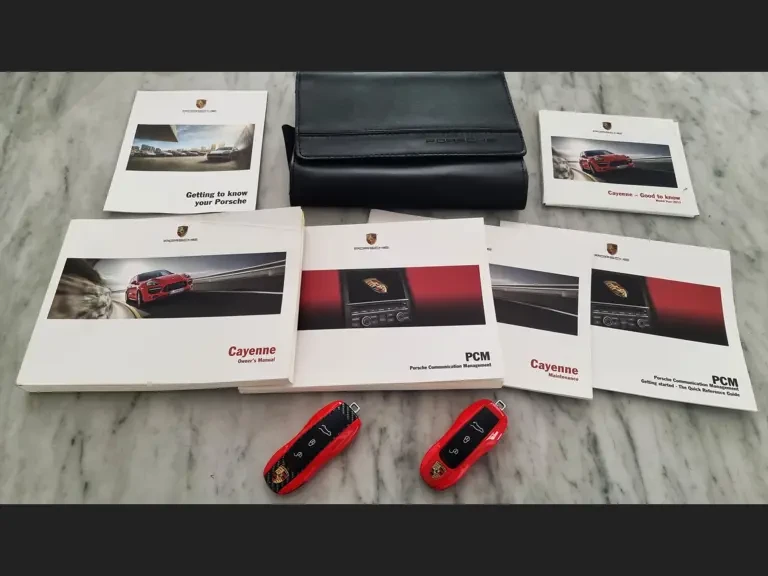 2013 Porsche 958 Cayenne GTS - Image 16 of 17