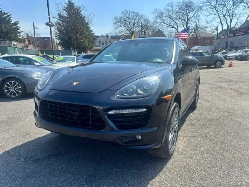 2013 Porsche 958 Cayenne GTS - Image 2 of 12