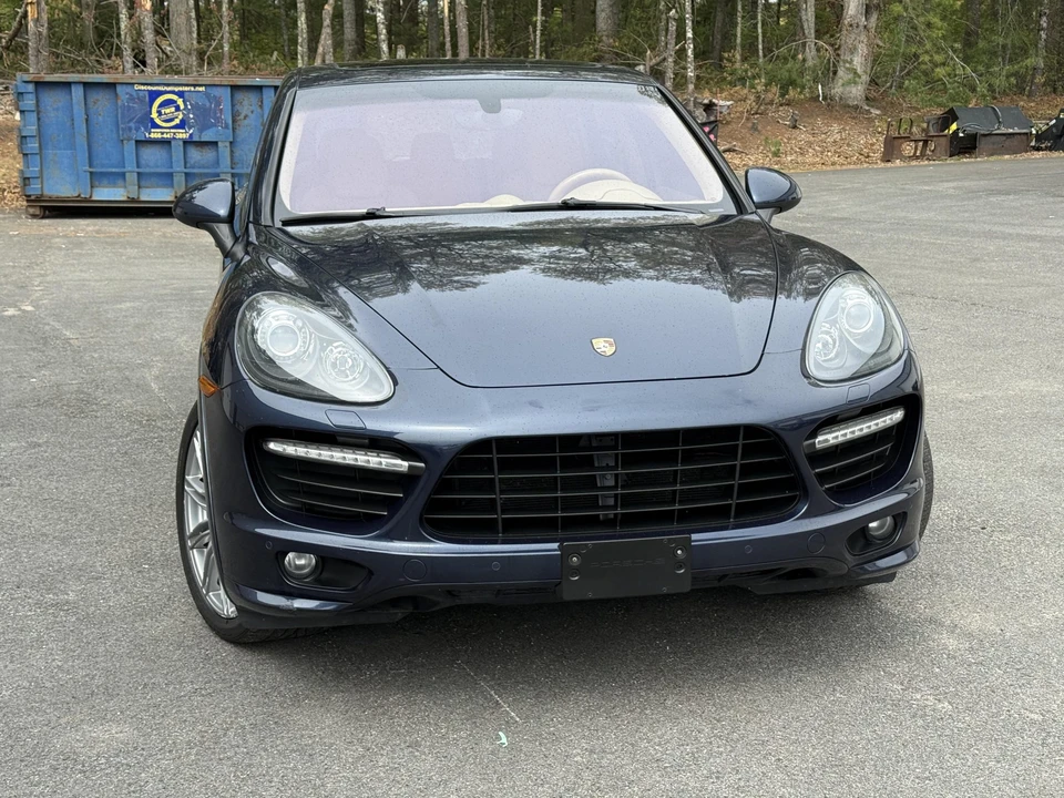 2013 Porsche 958 Cayenne GTS - Image 28 of 31