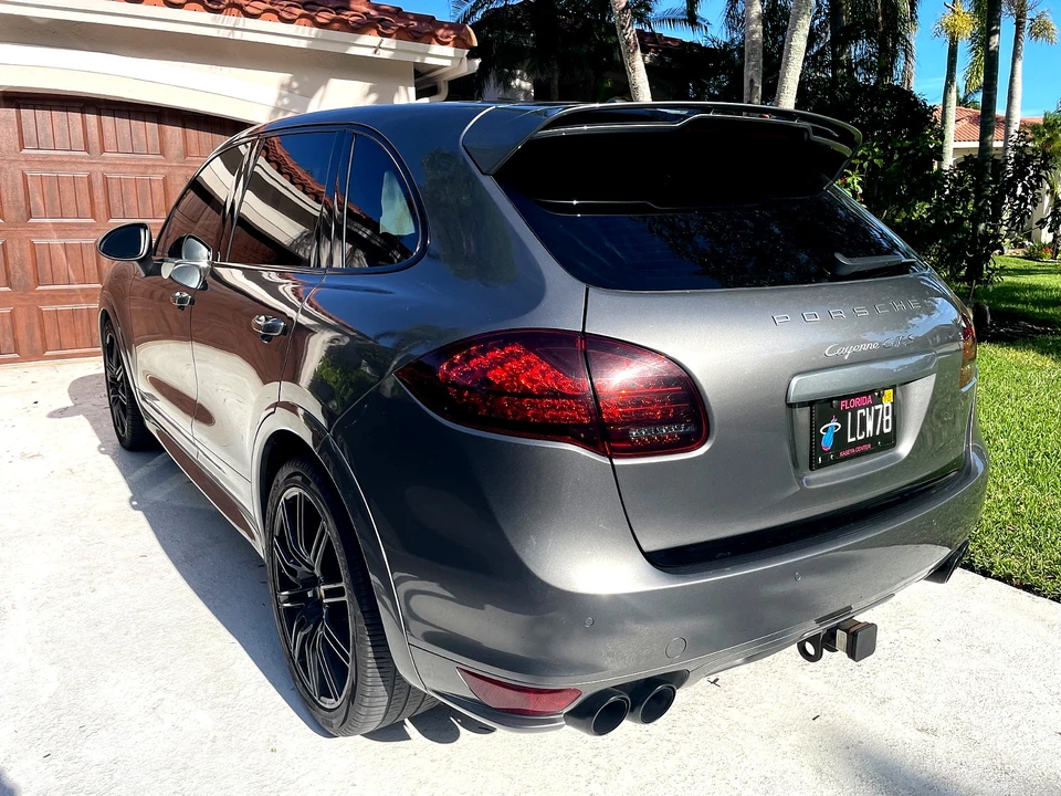 2013 Porsche 958 Cayenne GTS - Image 4 of 11