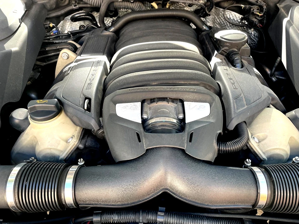 2013 Porsche 958 Cayenne GTS - Image 11 of 11
