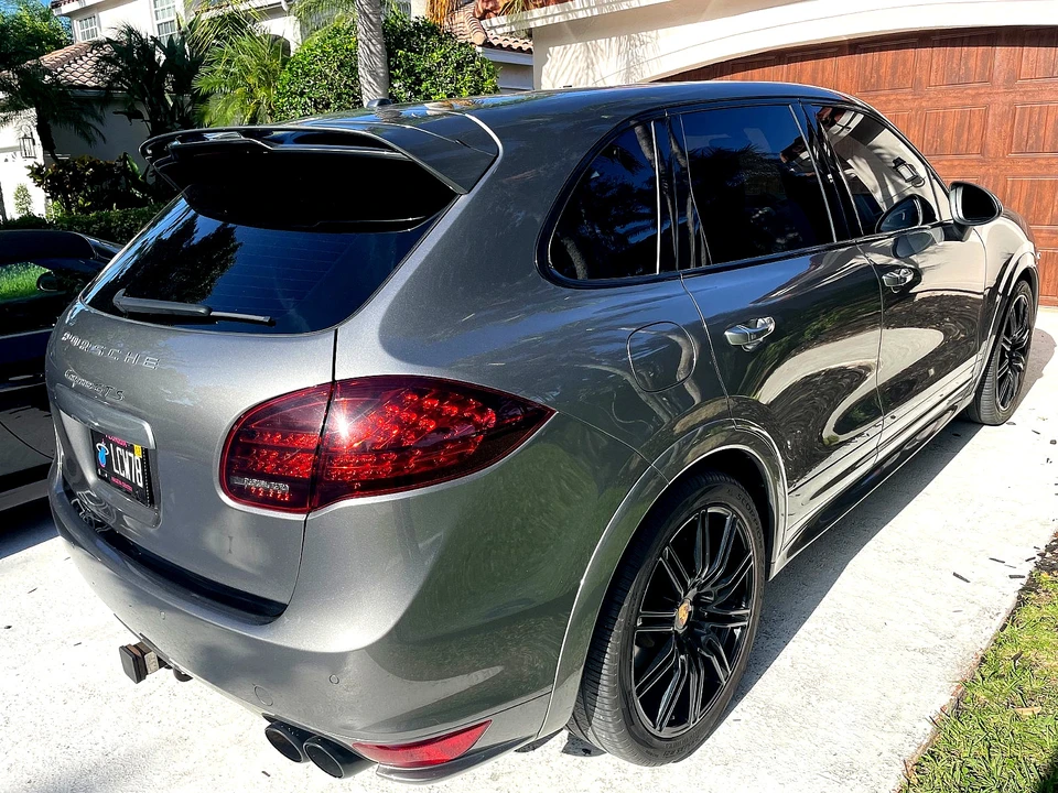 2013 Porsche 958 Cayenne GTS - Image 3 of 11