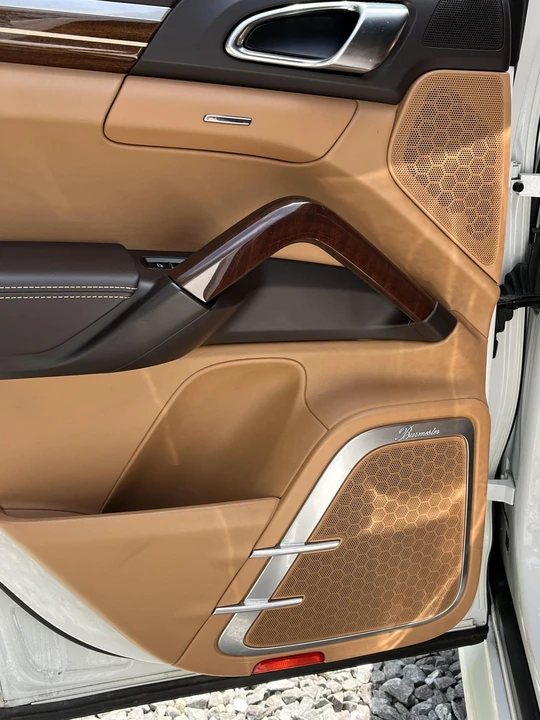 2013 Porsche 958 Cayenne GTS - Image 28 of 31