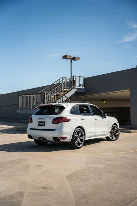 2013 Porsche 958 Cayenne GTS - Image 25 of 31