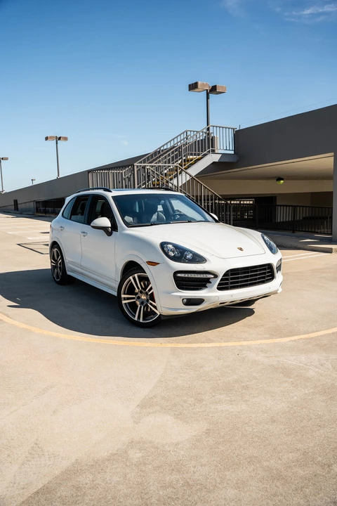 2013 Porsche 958 Cayenne GTS - Image 14 of 31