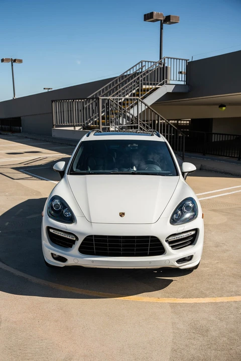 2013 Porsche 958 Cayenne GTS - Image 9 of 31