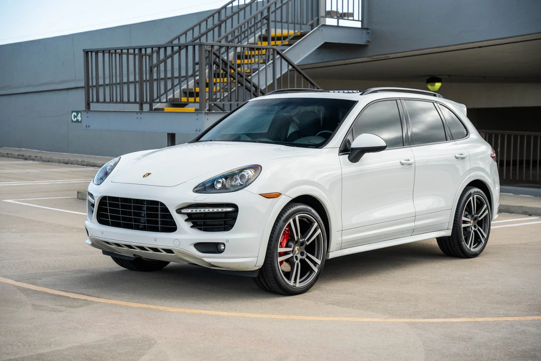 2013 Porsche 958 Cayenne GTS - Image 6 of 31