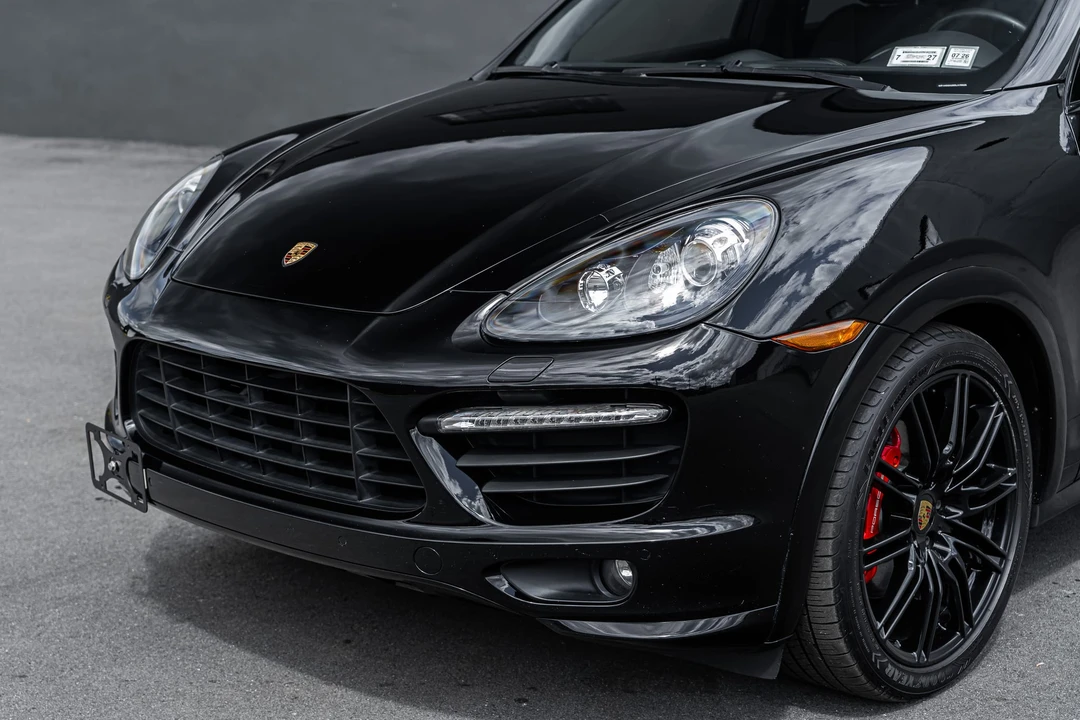 2013 Porsche 958 Cayenne GTS - Image 26 of 31