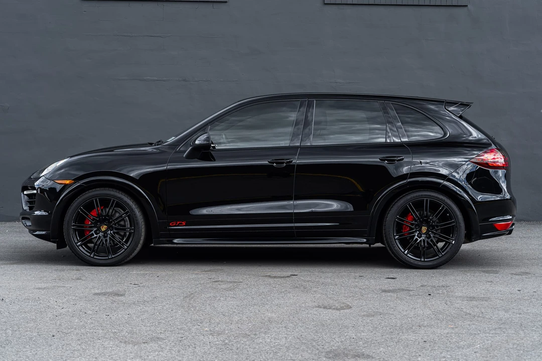 2013 Porsche 958 Cayenne GTS - Image 25 of 31