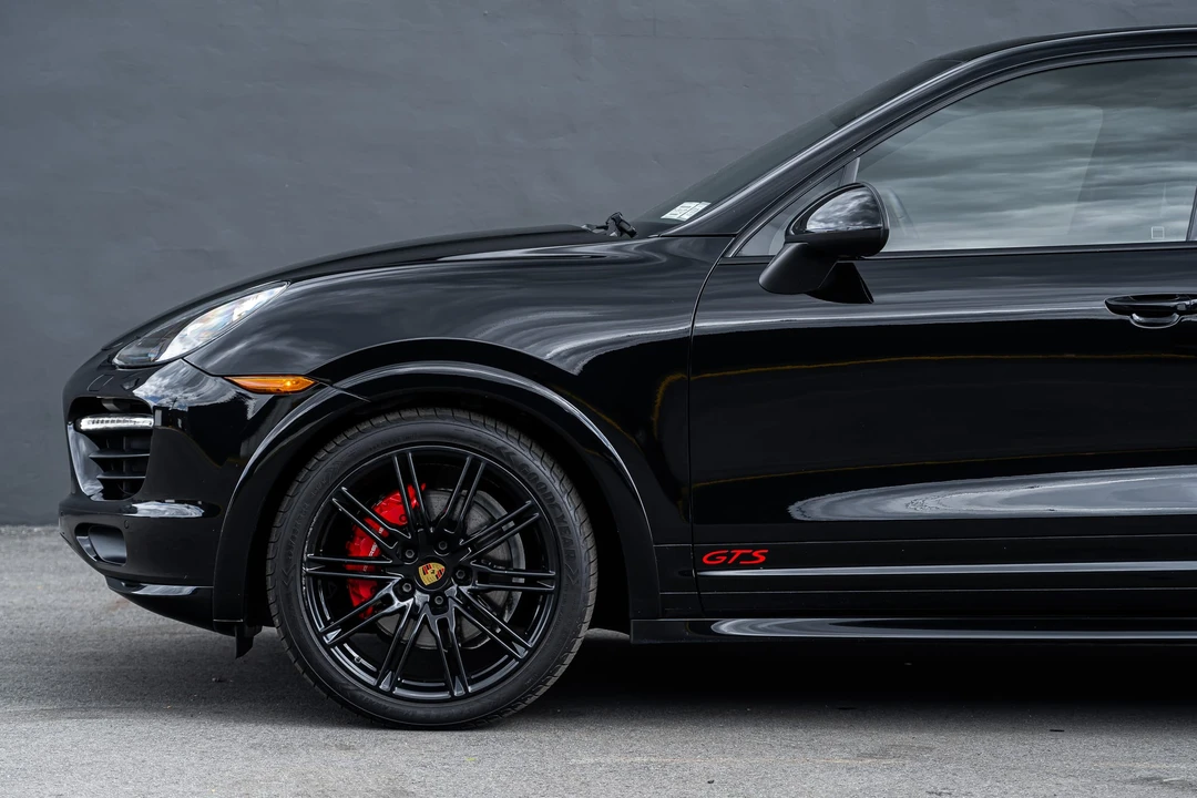 2013 Porsche 958 Cayenne GTS - Image 28 of 31