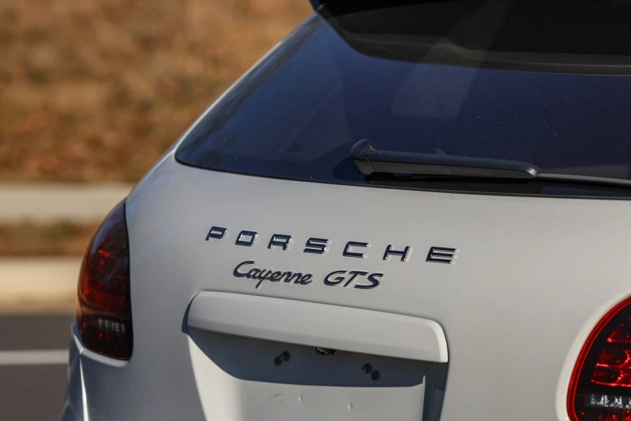 2013 Porsche 958 Cayenne GTS - Image 16 of 31