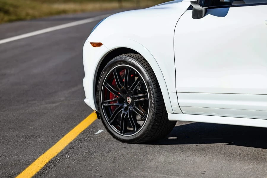 2013 Porsche 958 Cayenne GTS - Image 22 of 31