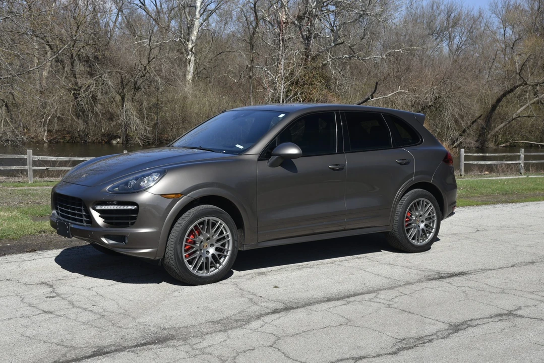 2013 Porsche 958 Cayenne GTS - Image 18 of 31
