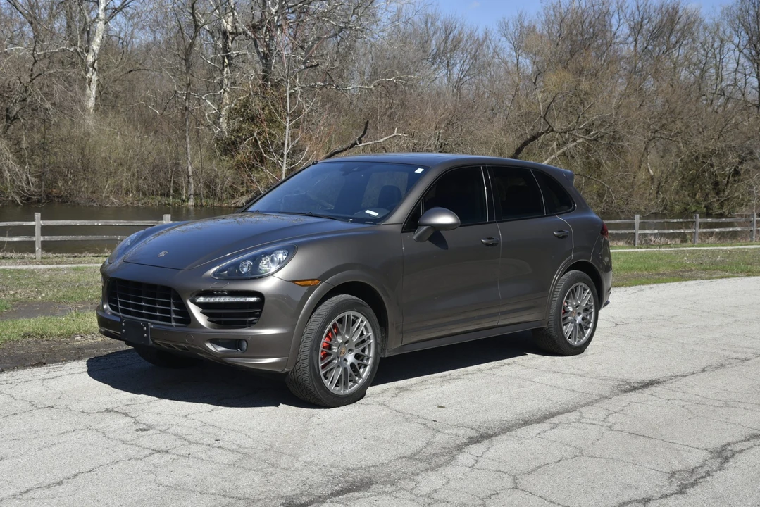 2013 Porsche 958 Cayenne GTS - Image 17 of 31