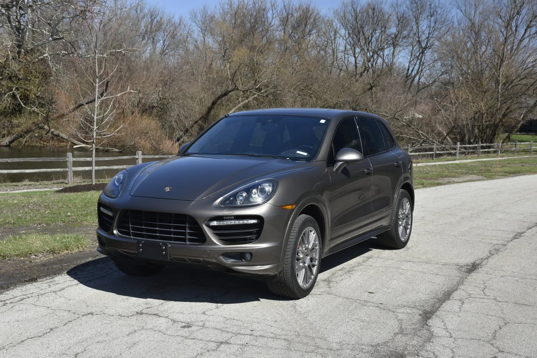 2013 Porsche 958 Cayenne GTS - Image 13 of 31