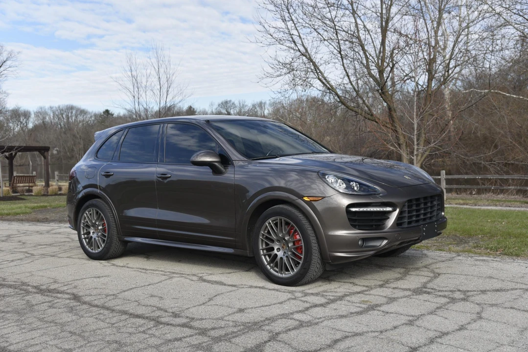 2013 Porsche 958 Cayenne GTS - Image 4 of 31