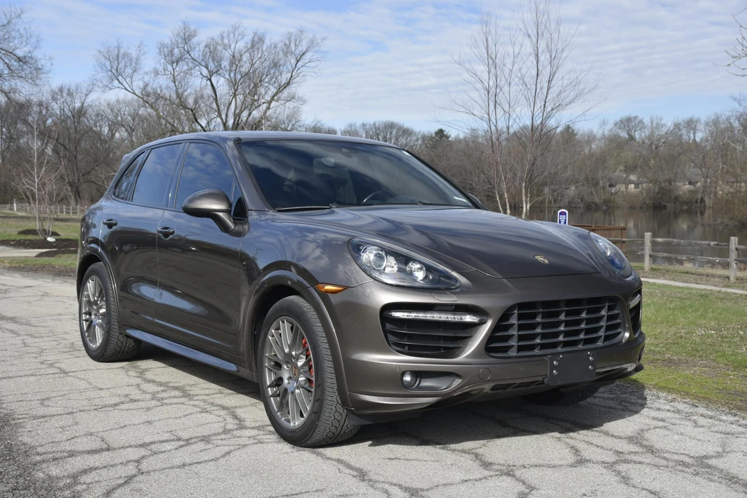 2013 Porsche 958 Cayenne GTS - Image 5 of 31