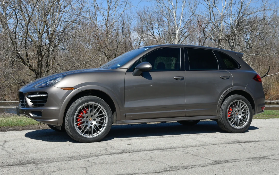 2013 Porsche 958 Cayenne GTS - Image 7 of 31