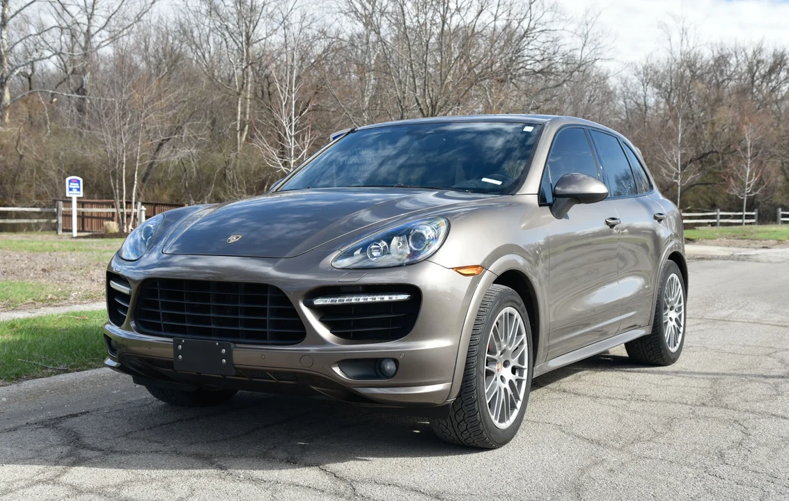 2013 Porsche 958 Cayenne GTS - Image 3 of 31