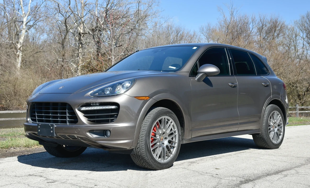2013 Porsche 958 Cayenne GTS - Image 4 of 31